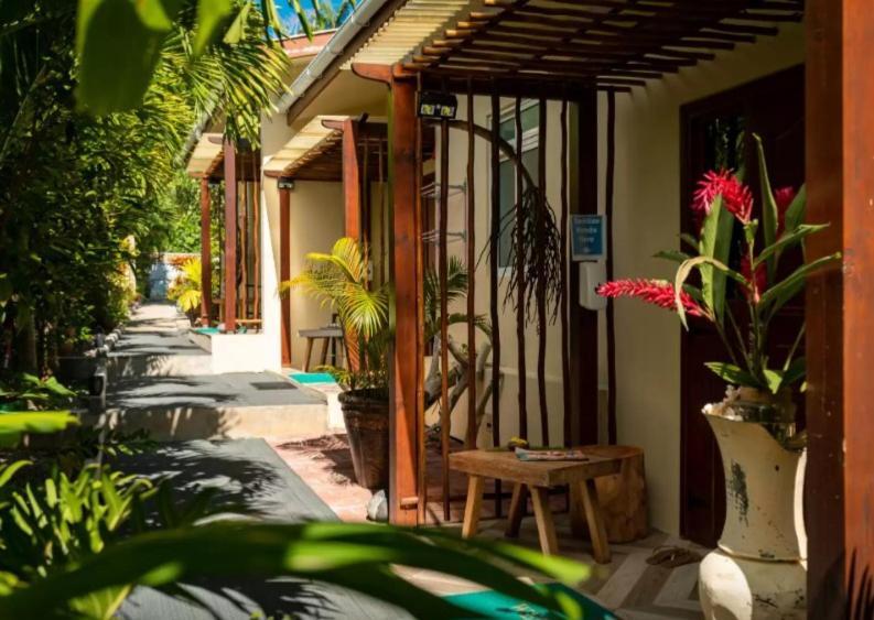 Milles Montagnes Residence Anse Royale Exterior foto